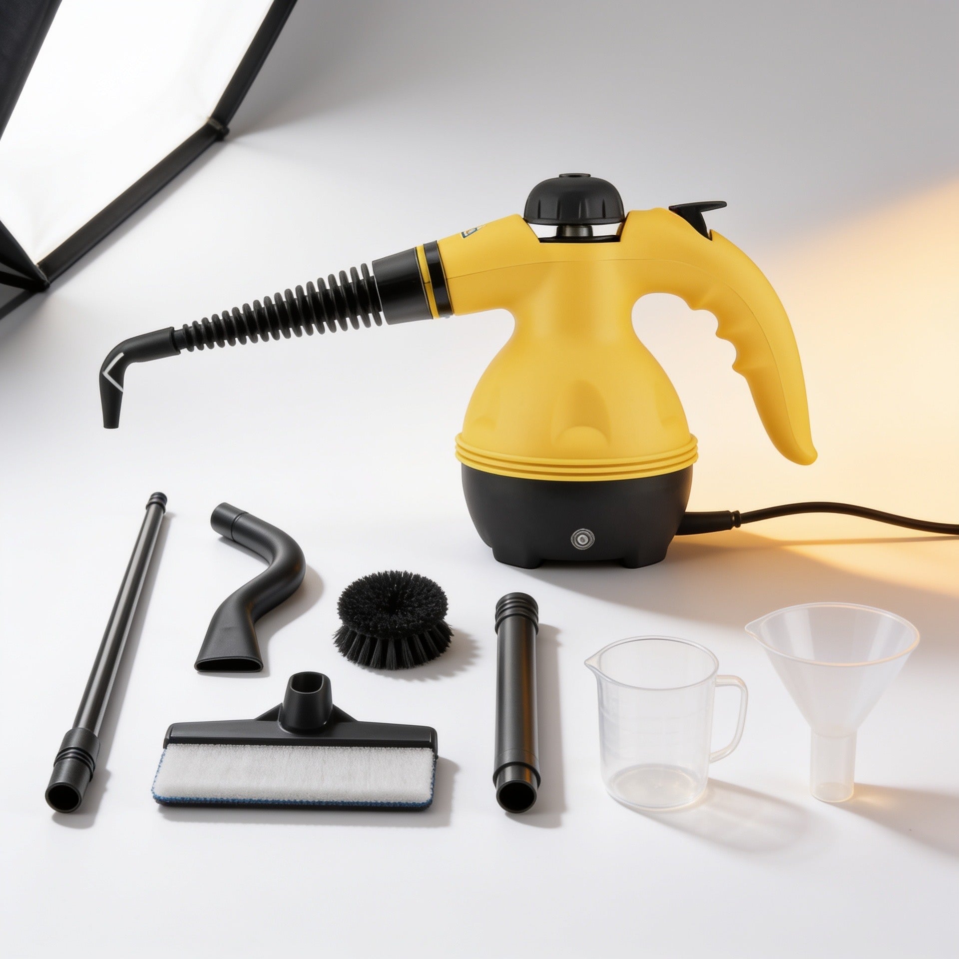 Limpieza de juntas negras del baño con pistola de vapor presurizada PuroVapor™